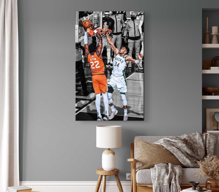 Giannis-Antetokounmpo-Poster-Milwaukee-Bucks-Fan-Gift-Giannis-Antetokounmpo-clutch-block-in-NBA-Finals-2021-Basketball-Canvas-Wall-Art-2