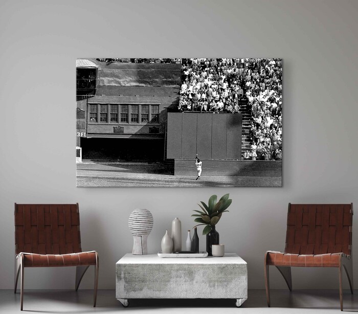 Willie-Mays-The-Catch-New-York-Giants-Vintage-Canvas-Baseball-Poster-Sports-Lover-Wall-Art-MLB-Prints-MLB-Art-1