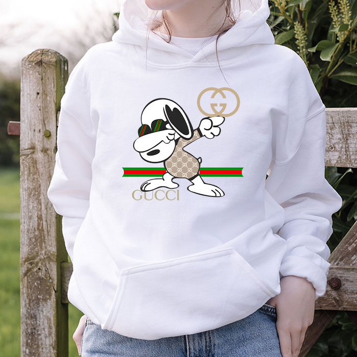 Gucci-Snoopy-Dabbing-Unisex-Pullover-Hoodie-TB225-4
