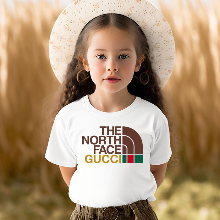 Gucci-The-North-Face-Unisex-T-Shirt-CB504-3