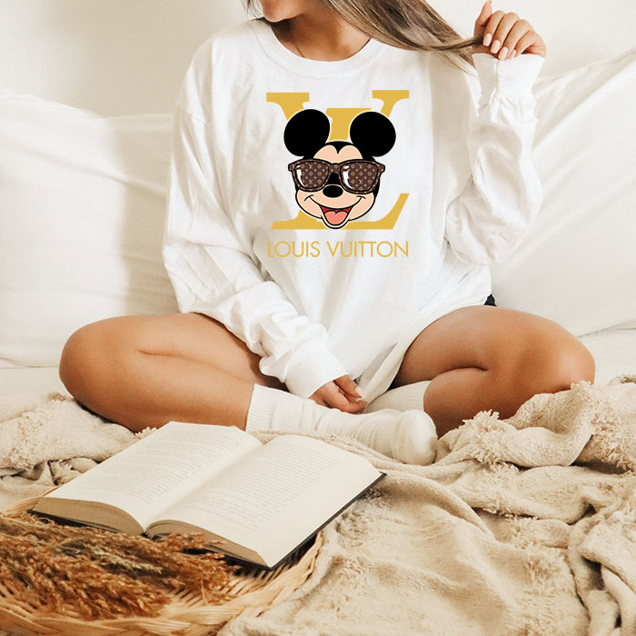 Louis-Vuitton-Logo-Luxury-Monogram-Canvas-Pattern-Mickey-Mouse-Unisex-Kid-Long-Sleeve-Tee-TBL140-2