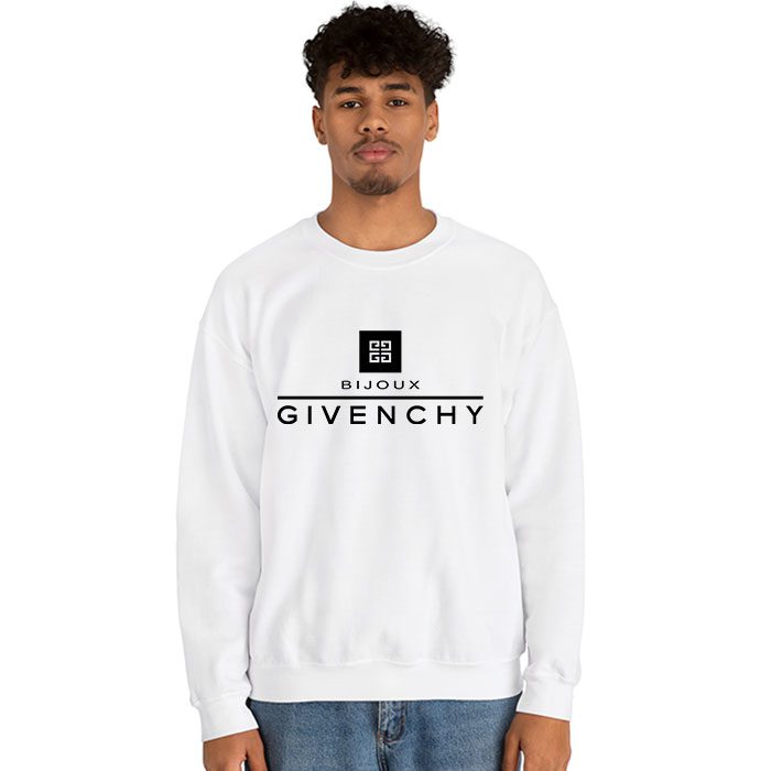 Givenchy-Logo-Luxury-Crewneck-Sweatshirt-CSTB0622-2