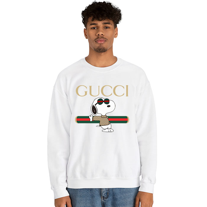 Gucci-Snoopy-Crewneck-Sweatshirt-CSTB0421-2