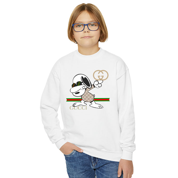 Gucci-Snoopy-Dabbing-Crewneck-Sweatshirt-CSTB0288-3