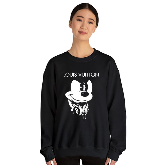 Louis-Vuitton-Mickey-Mouse-Crewneck-Sweatshirt-CSTB1063-2