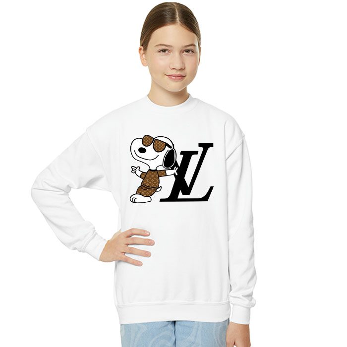 Louis-Vuitton-Monogram-Canvas-Pattern-Snoopy-Crewneck-Sweatshirt-CSTB1164-4