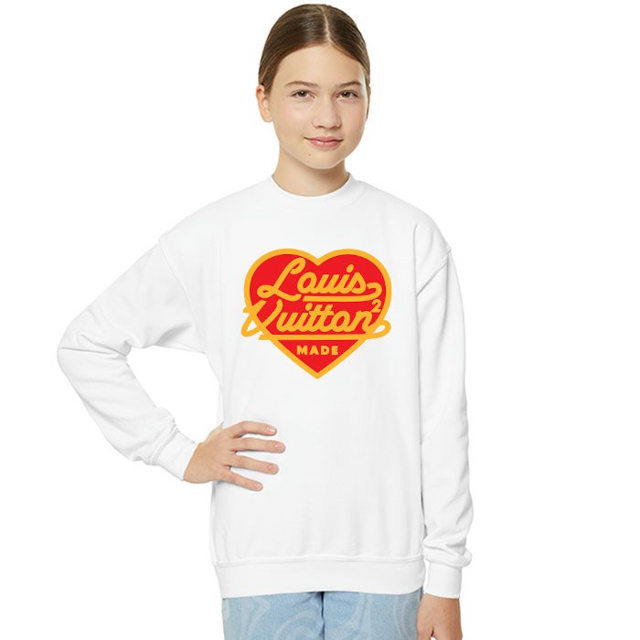 Louis-Vuitton-Nigo-Intarsia-Jacquard-Heart-Crewneck-Crewneck-Sweatshirt-CSTB1139-3