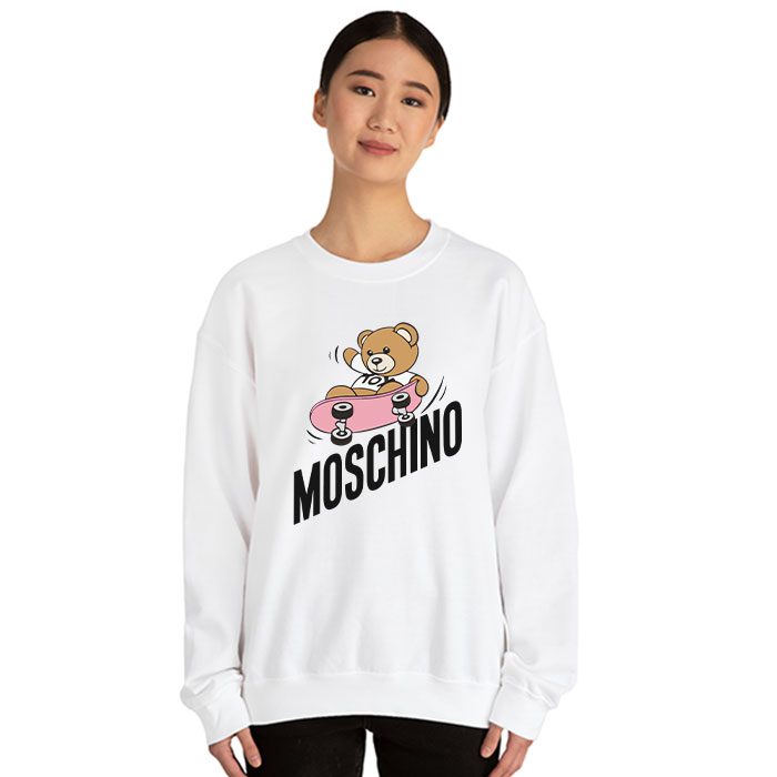 Moschino-Skater-Teddy-Bear-Crewneck-Sweatshirt-CSTB0918-1