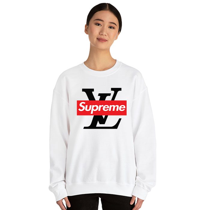 Supreme-x-Louis-Vuitton-Luxury-Logo-Crewneck-Sweatshirt-CSTB0983-1