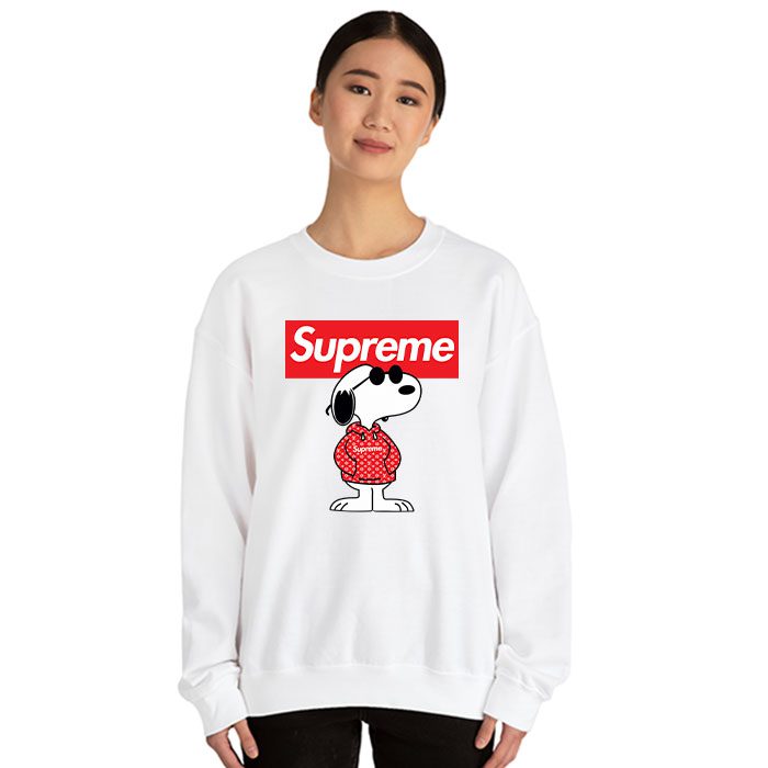Supreme-x-Louis-Vuitton-Snoppy-Crewneck-Sweatshirt-CSTB0959-1