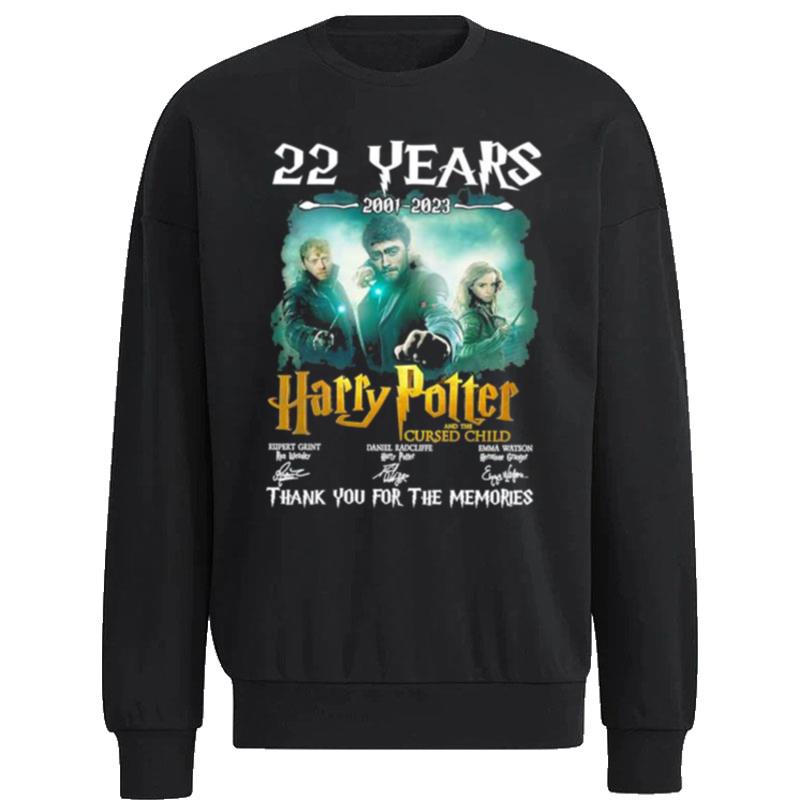 22-Years-2001-2023-Harry-Potter-And-The-Cursed-Child-Thank-You-For-The-Memories-Signatures-Unisex-Sweatshirt 22 Years 2001 - 2023 Harry Potter And The Cursed Child Thank You For The Memories Signatures Unisex Sweatshirt