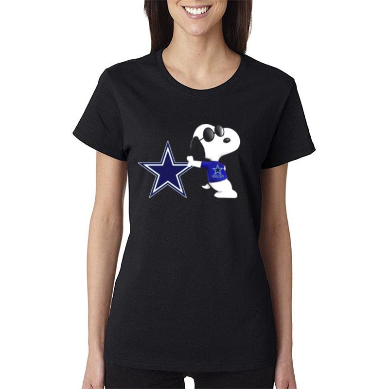 Nfl-Dallas-Cowboys-Snoopy-2022-Women-Lady-T-Shirt Nfl Dallas Cowboys Snoopy 2022 Women Lady T-Shirt