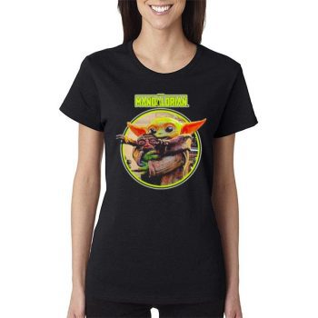 Star Wars The Mandalorian Grogu Hugging An Anzellan Women Lady T-Shirt