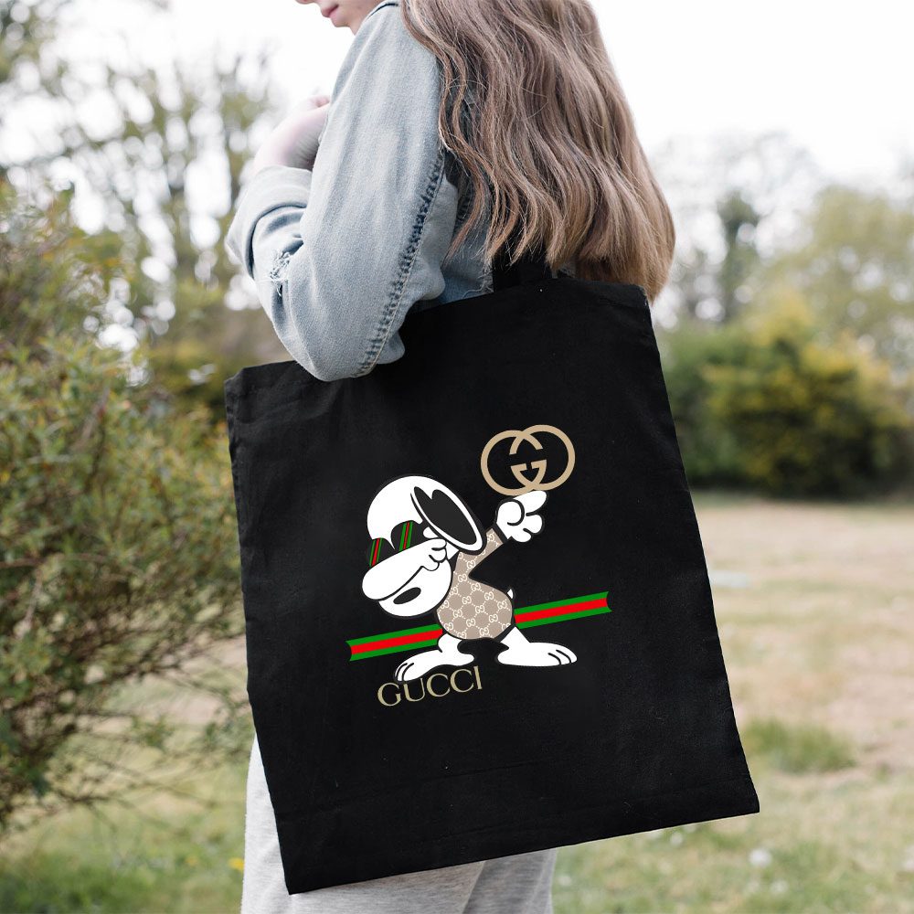 Gucci-Snoopy-Dabbing-Cotton-Canvas-Tote-Bag-TTB1315-2