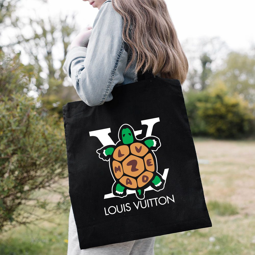 Louis-Vuitton-Logo-Luxury-Turtle-Humanmade-Cotton-Canvas-Tote-Bag-TTB1694-1