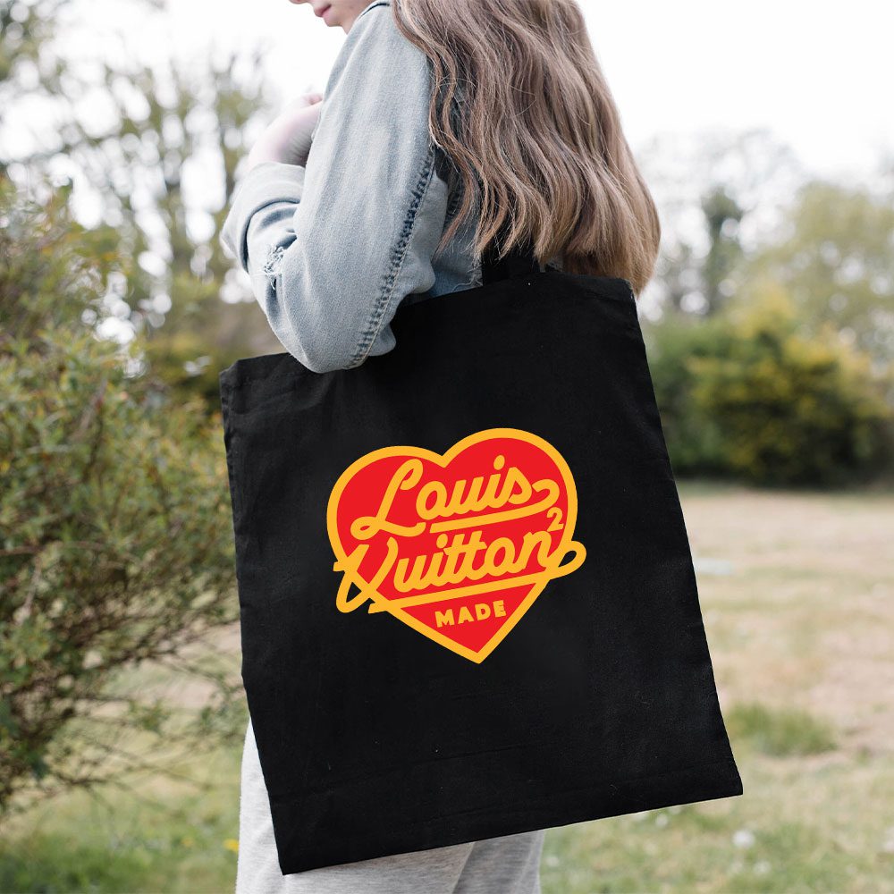 Louis-Vuitton-Nigo-Intarsia-Jacquard-Heart-Crewneck-Cotton-Canvas-Tote-Bag-TTB1666-2