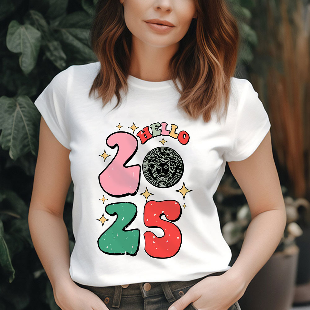 Retro-Cute-Merry-Christmas-And-Happy-New-Year-Versace-Unisex-Sweatshirt-TAS22147-2