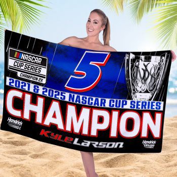 Kyle Larson 2025 NASCAR Cup Series Champion Rectangle Beach Towel TWG1003