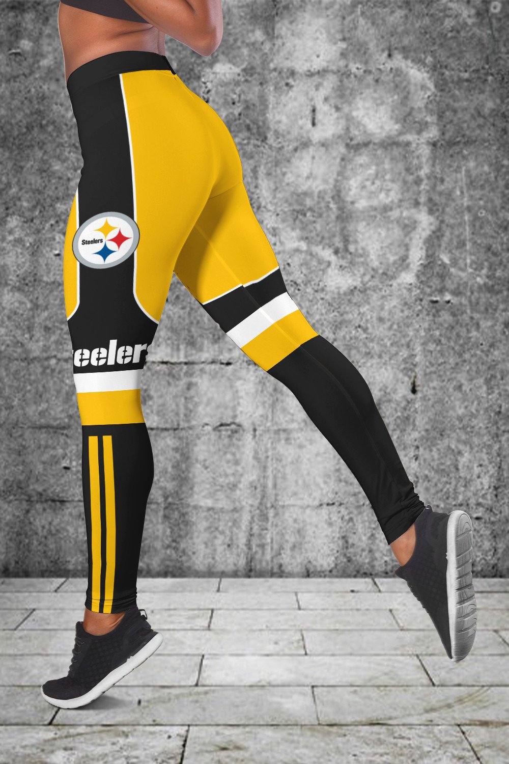 Pittsburgh-Steelers-Personalized-Combo-Croptop-Hoodie-And-Leggings-CHL1144-1